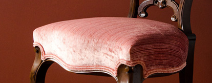 19TH CENTURY WALNUT CHAIR